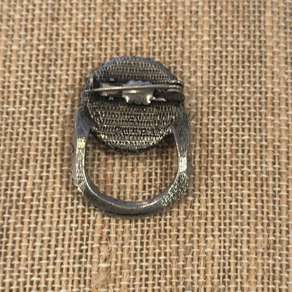 Vintage Victorian pin brooch - Picture 2 of 3